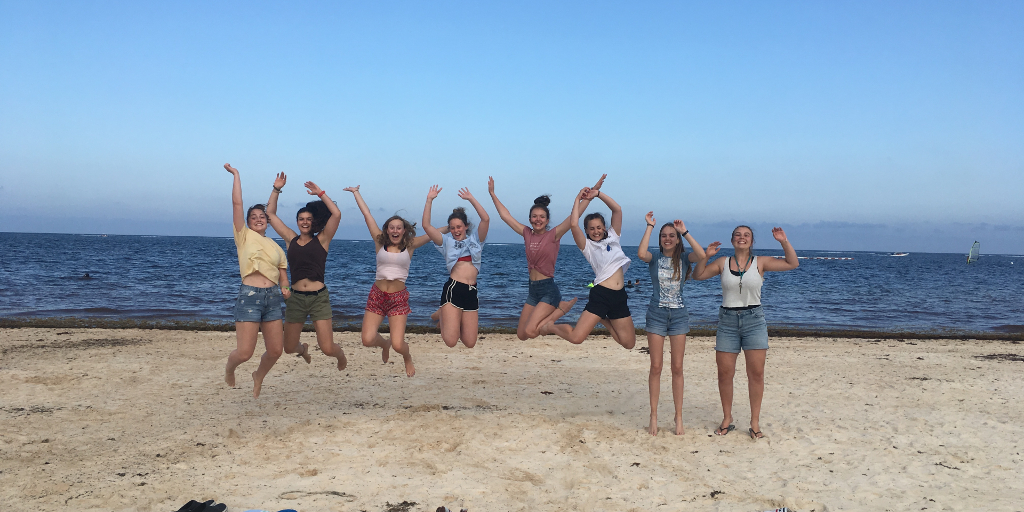 Six volunteer abroad programs for high school students